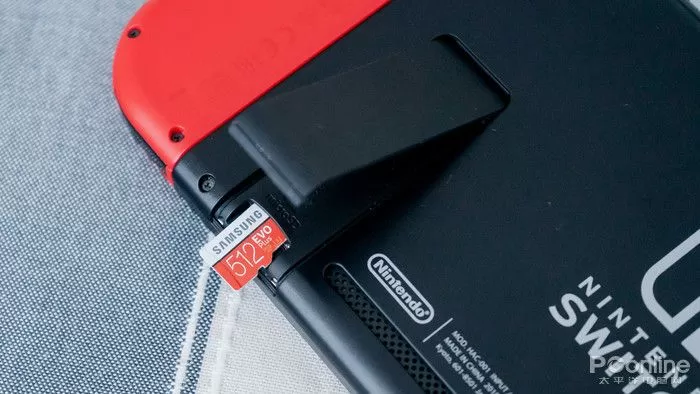 Switch内存卡怎么拔出来？三步搞定，千万别硬拽！-switch游戏下载社区