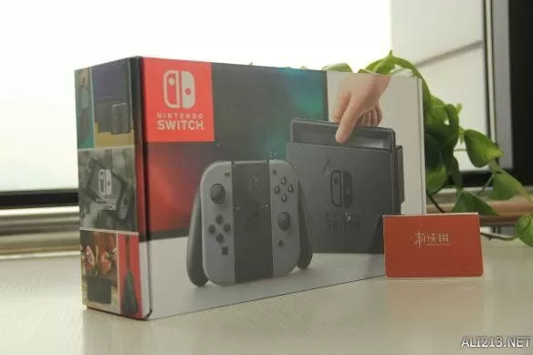 Switch港版开箱配件一览，从外箱到小细节，逐一清点-switch游戏下载社区