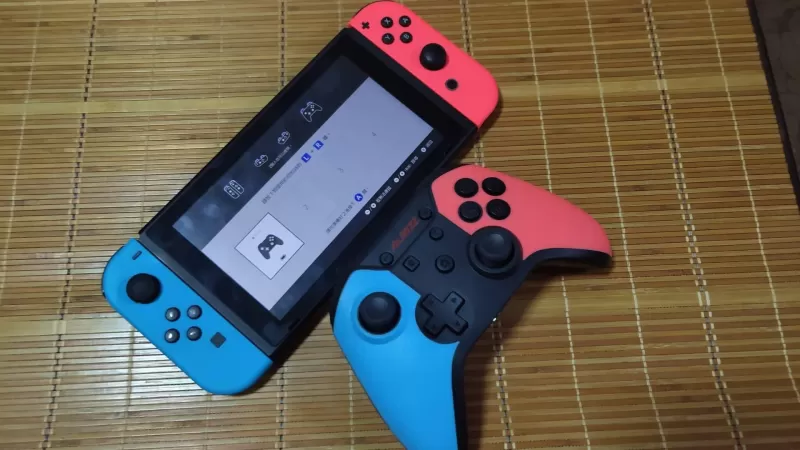 国产Switch手柄 vs 原装Pro手柄，价格差三倍，体验差在哪？-switch游戏下载社区