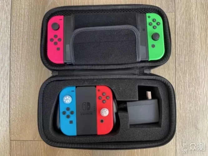 Switch 2欧版插头是哪种?一文读懂欧洲版充电头规格与选购指南-switch游戏下载社区 Switch 2欧版插头是哪种?一文读懂欧洲版充电头规格与选购指南-switch游戏下载社区