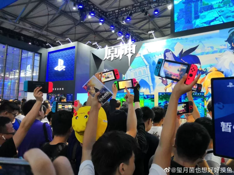 PS4还是任天堂Switch?2025年买哪台更值?一份掏心窝的选购指南-switch游戏下载社区 PS4还是任天堂Switch?2025年买哪台更值?一份掏心窝的选购指南-switch游戏下载社区